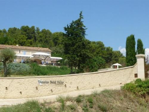 Hotel Domaine Saint Victor La Tour-dʼAigues Exterior foto