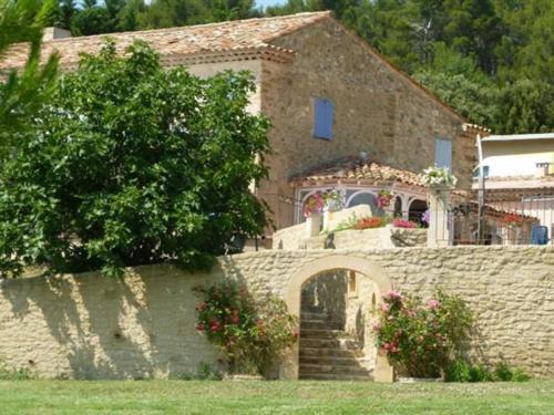 Hotel Domaine Saint Victor La Tour-dʼAigues Exterior foto